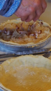 Quiche etc…  Atelier Duo main à la pâte : enfants et adultes