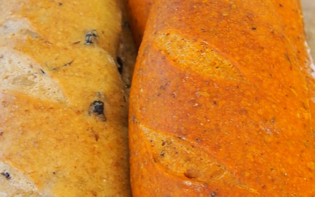 Pain à la tomates et aux olives