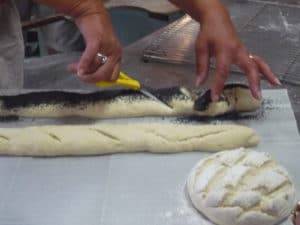 ATELIER MAIN A LA PATE  ADULTES : PAIN  annulé