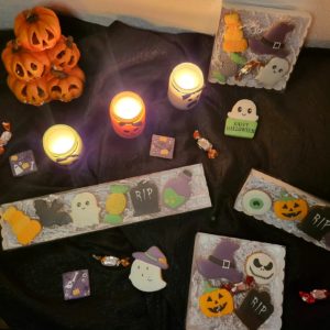 ATELIER DÉCORATION DE BISCUITS AU GLAÇAGE ROYAL COLORÉ SPÉCIAL HALLOWEEN