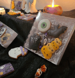 ~ ATELIER DÉCORATION DE BISCUITS AU GLAÇAGE ROYAL COLORÉ ~ SPECIAL HALLOWEEN